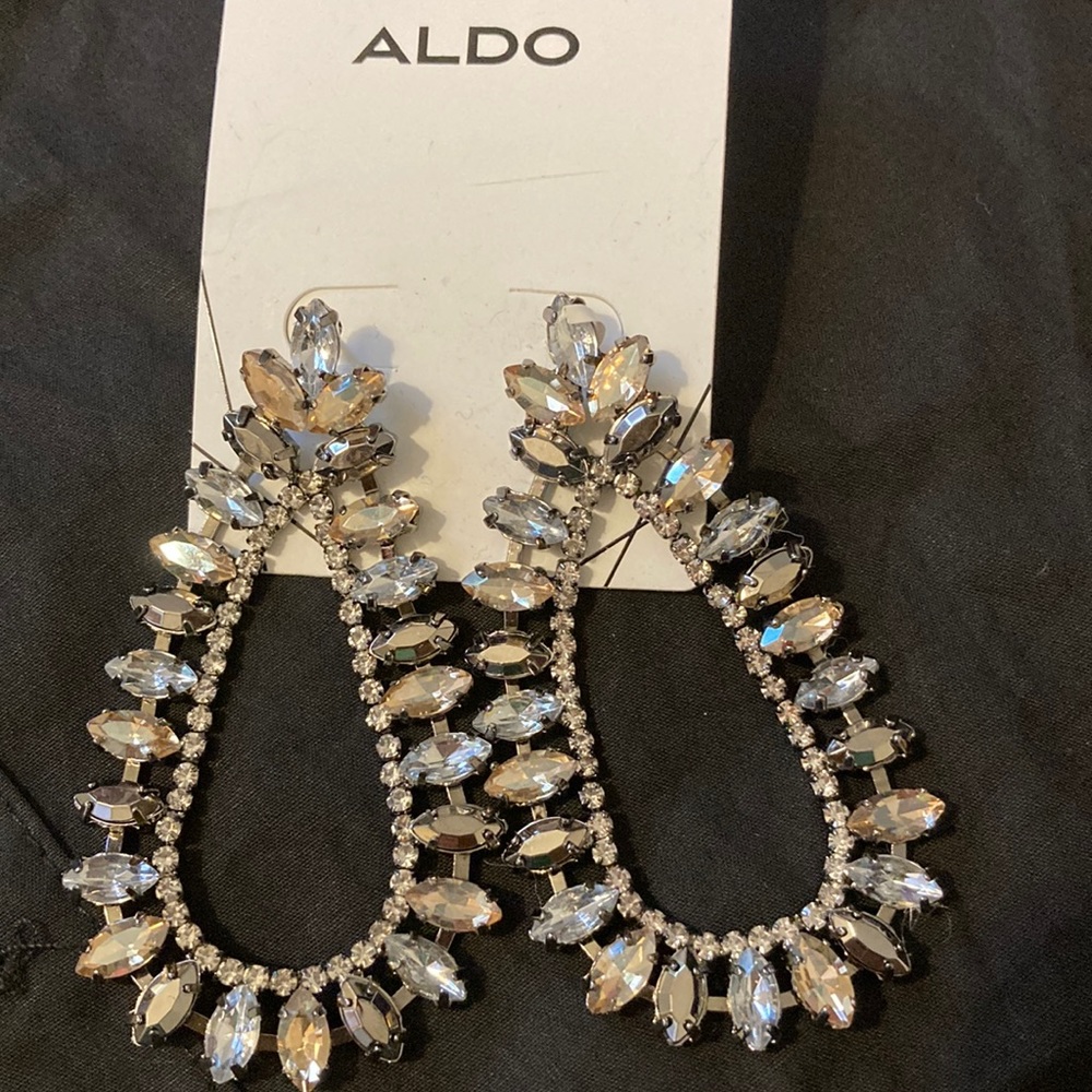 Aldo new earrings - Picture 1 of 2